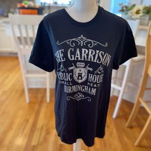 💜 5 for $25 or 3 for $18 American Classics The Garrison Black tee shirt